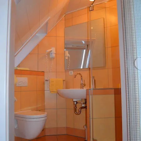 Garni Und Zur Krone Gasthuis 3*