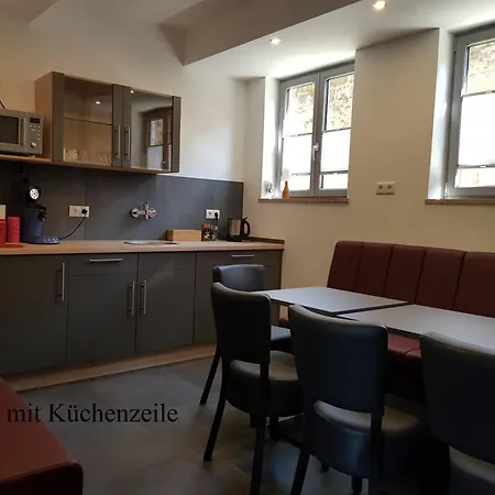 Guest house Garni Und Zur Krone 3*